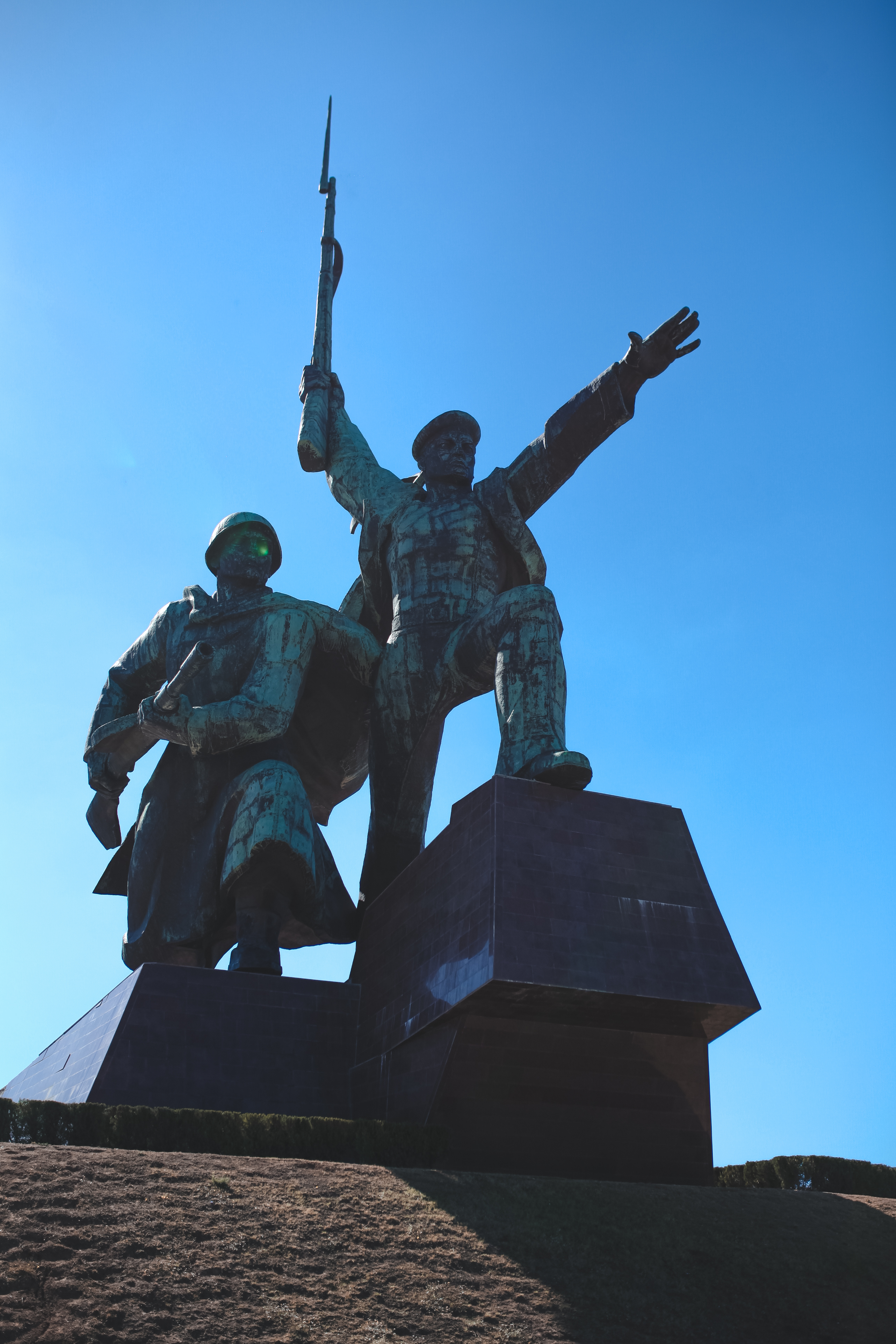 Мемориал матрос и солдат