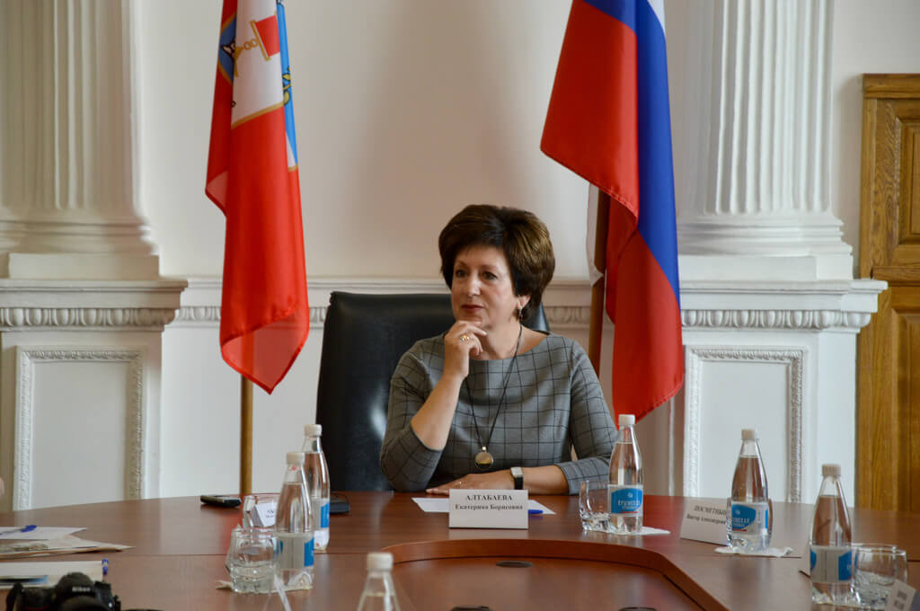 Губернатор подписал указ о том, что Алтабаева остается представлять Севастополь в Совете Федерации